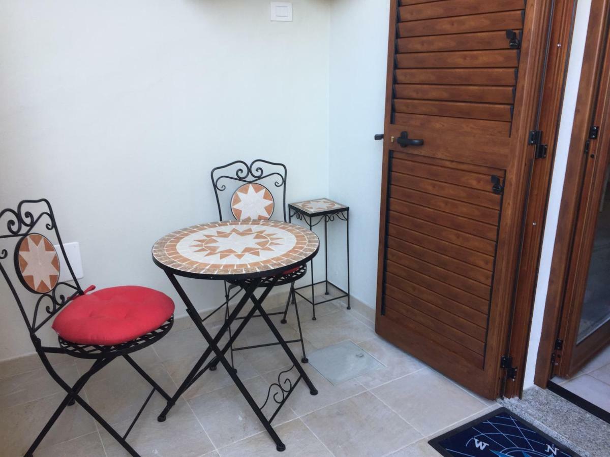 Apartament Blue Portrait House Golfo Aranci Zewnętrze zdjęcie